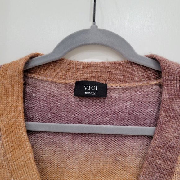 Vici Collection Perla Pocketed Button Front Ombre Cardigan Size M - Picture 4 of 6